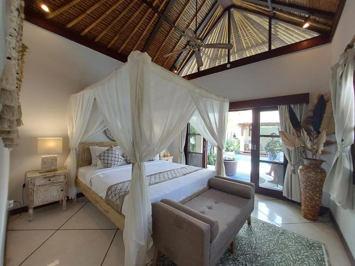 Beautiful Villa Indah 塞米亚克